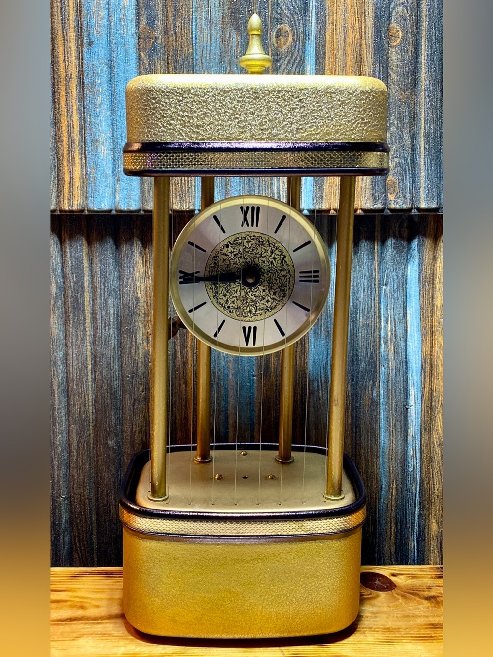 VINTAGE MASTERCRAFTERS “RAINDROP” OIL RAIN LAMP CLOCK